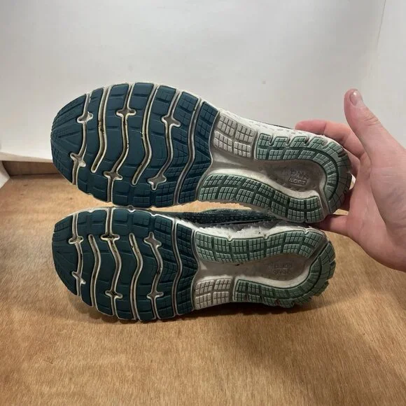 Brooks Glycerin 17 Women Size 8 Green Running Shoes Sneakers - Picture 7 of 9